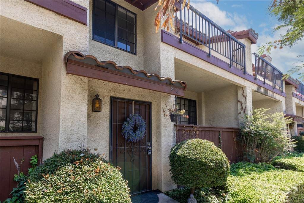 854 Harbor Boulevard - Photo 1