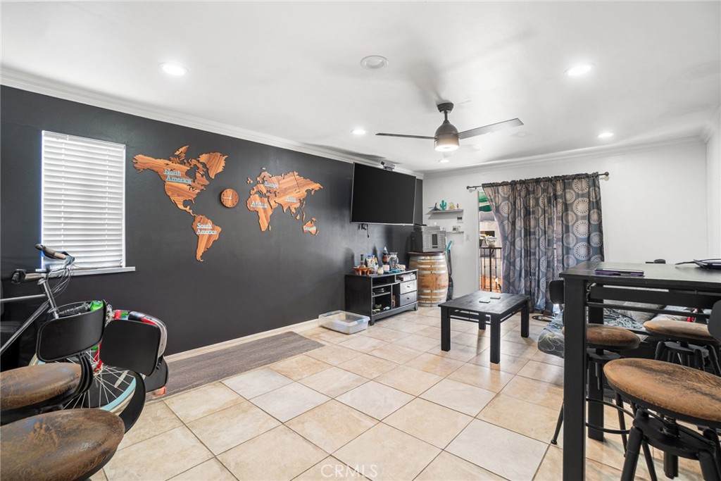 1566 Pine Avenue - Photo 1