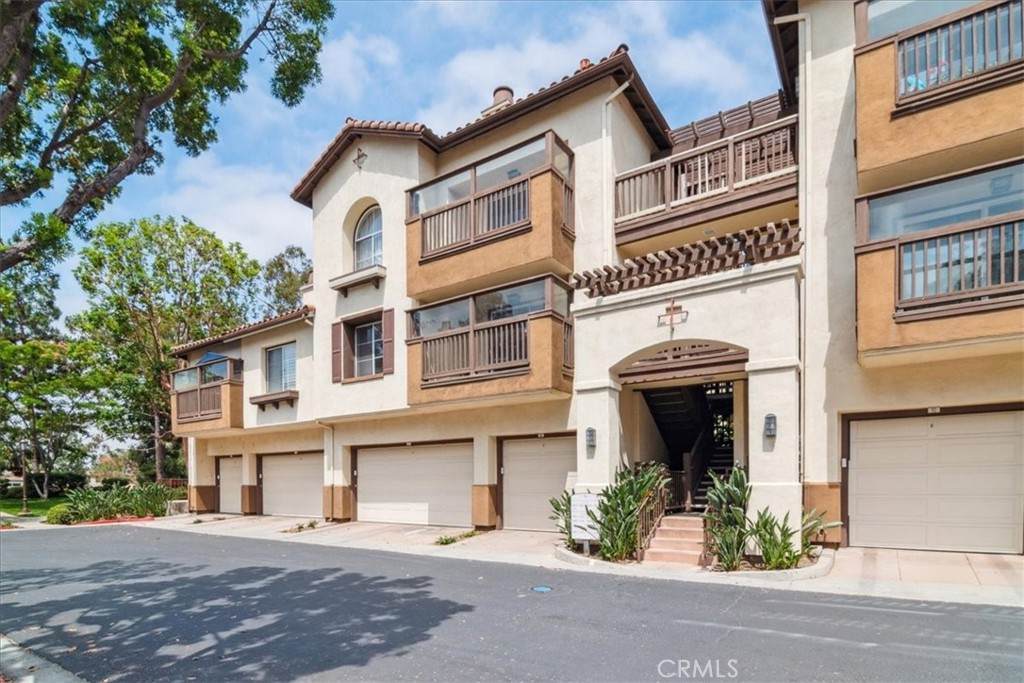 2960 Champion Way - Photo 1