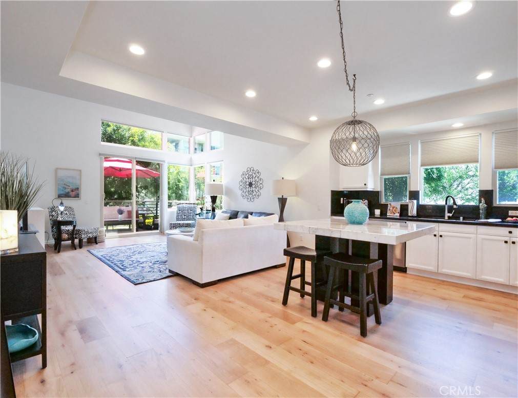5429 Strand - Photo 1