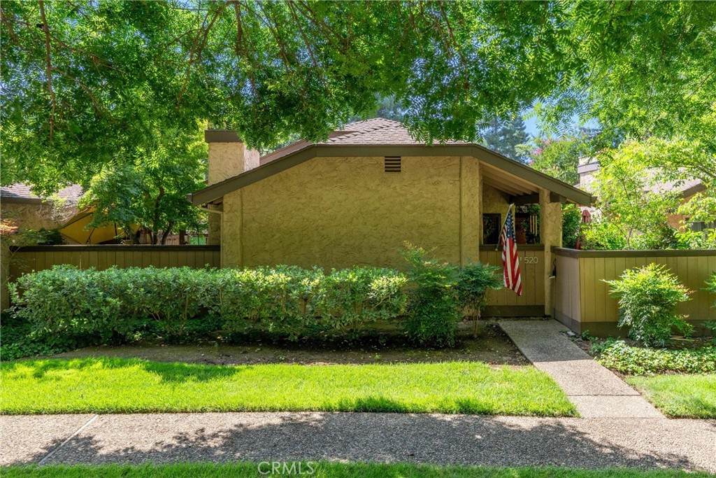 520 Wilshire Court - Photo 1