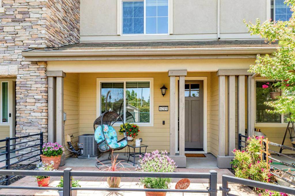 6215 White Moonstone Court - Photo 1