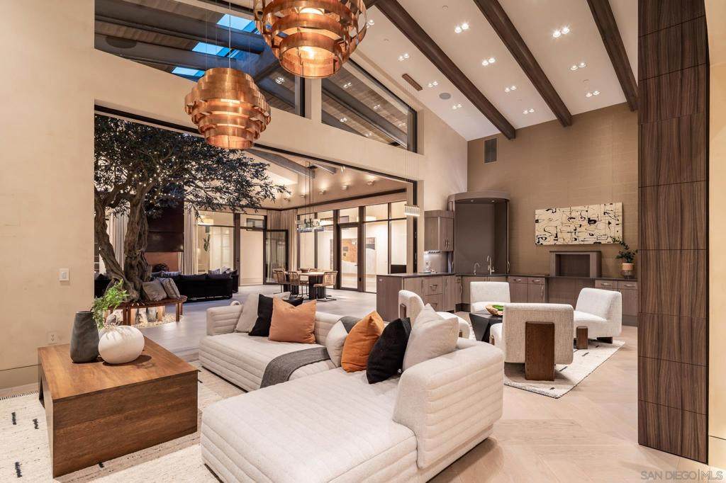 6005 La Jolla Scenic Dr S - Photo 1