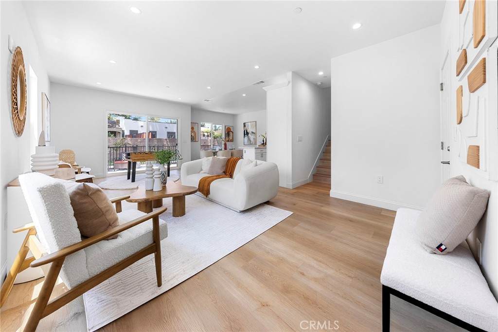 1206 San Antonio Avenue - Photo 1