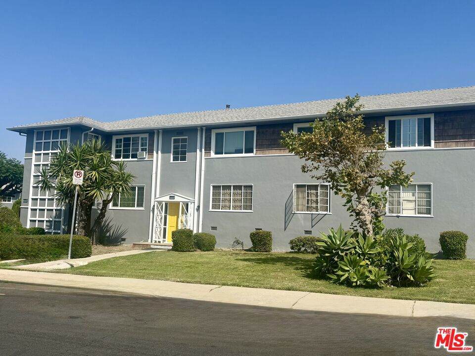 4048 Abourne Road - Photo 1
