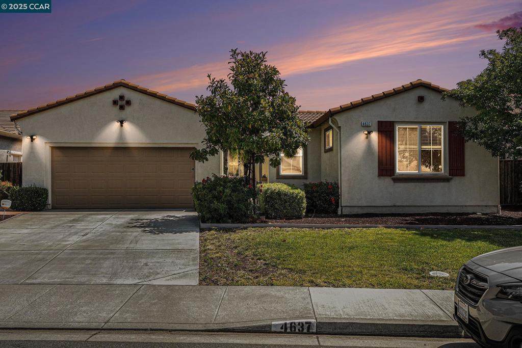 4637 Appleglen St - Photo 1