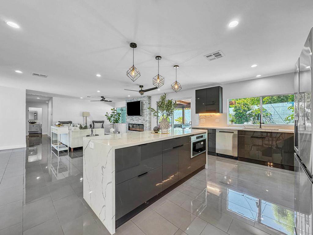 69360 Vera Drive - Photo 1