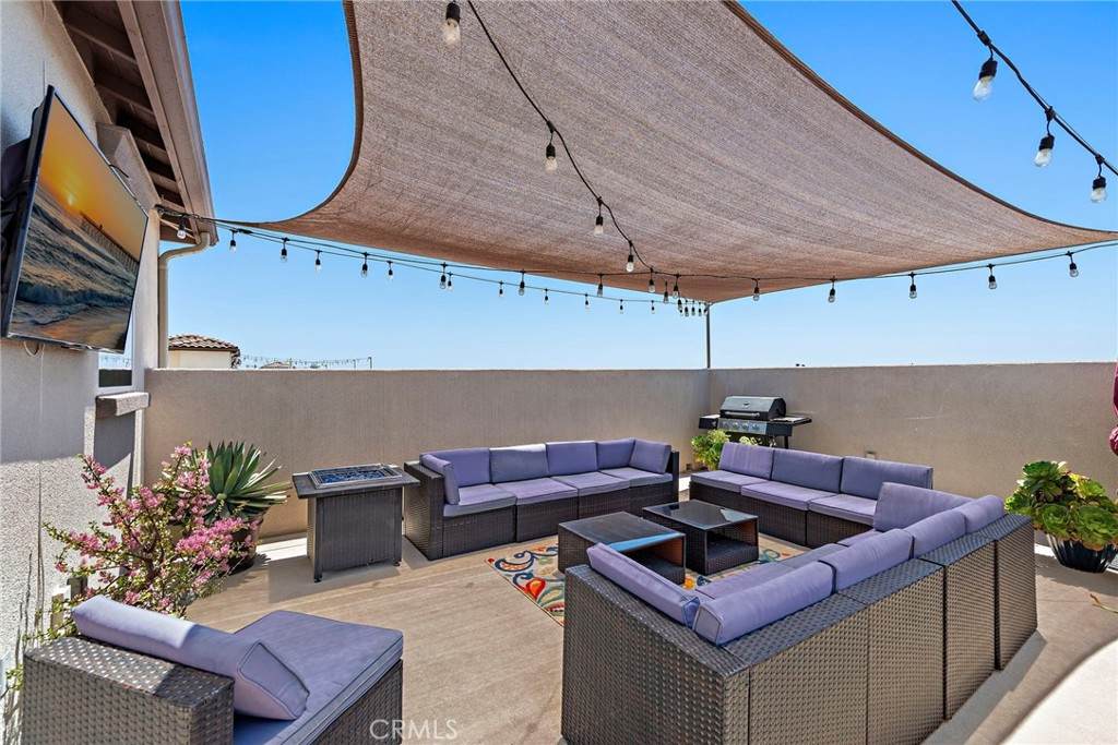 527 Motif Street - Photo 1