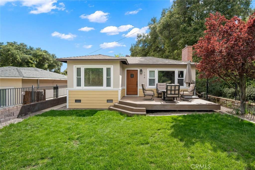 104 16th Street - Photo 1