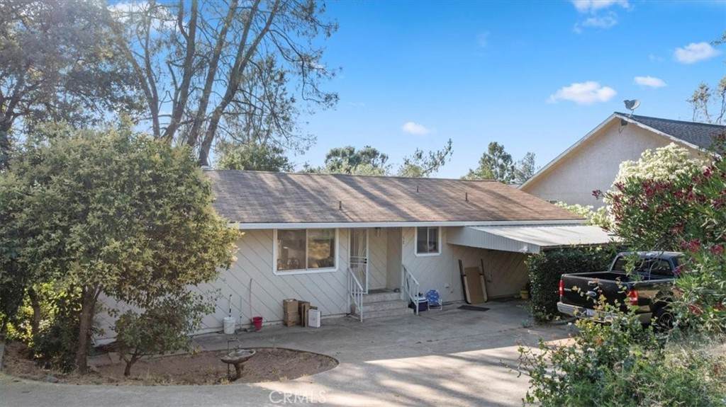 37 La Foret Drive - Photo 1