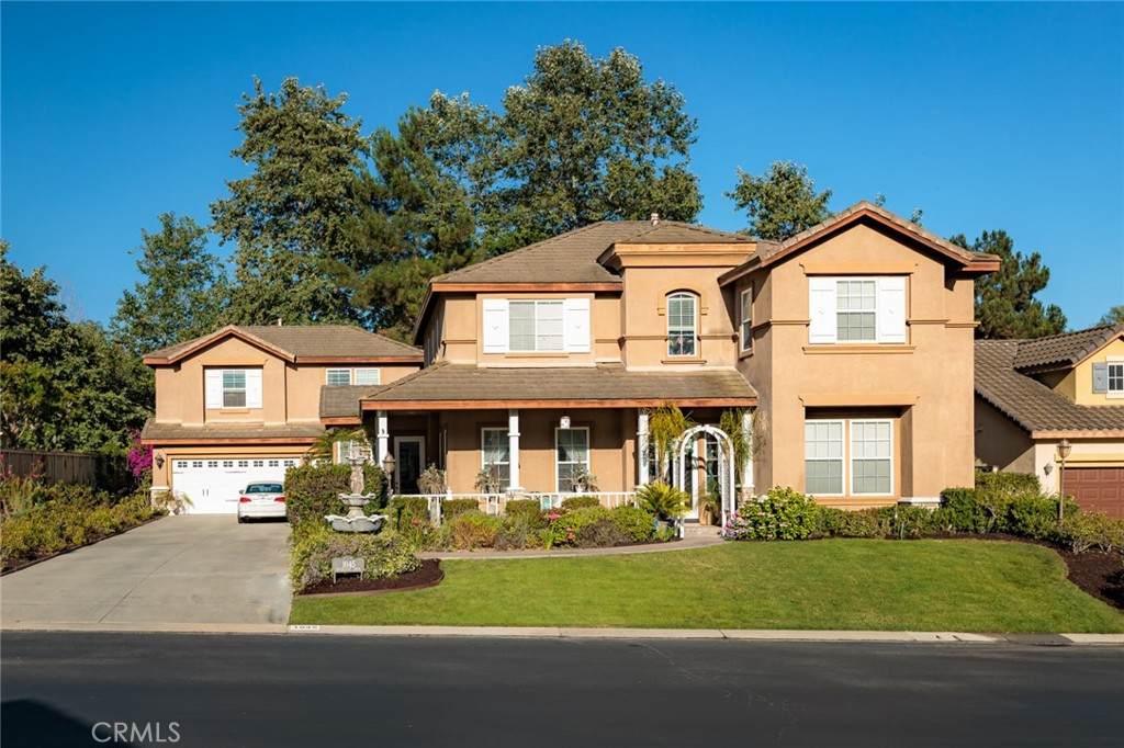 1045 Inverlochy Drive - Photo 1