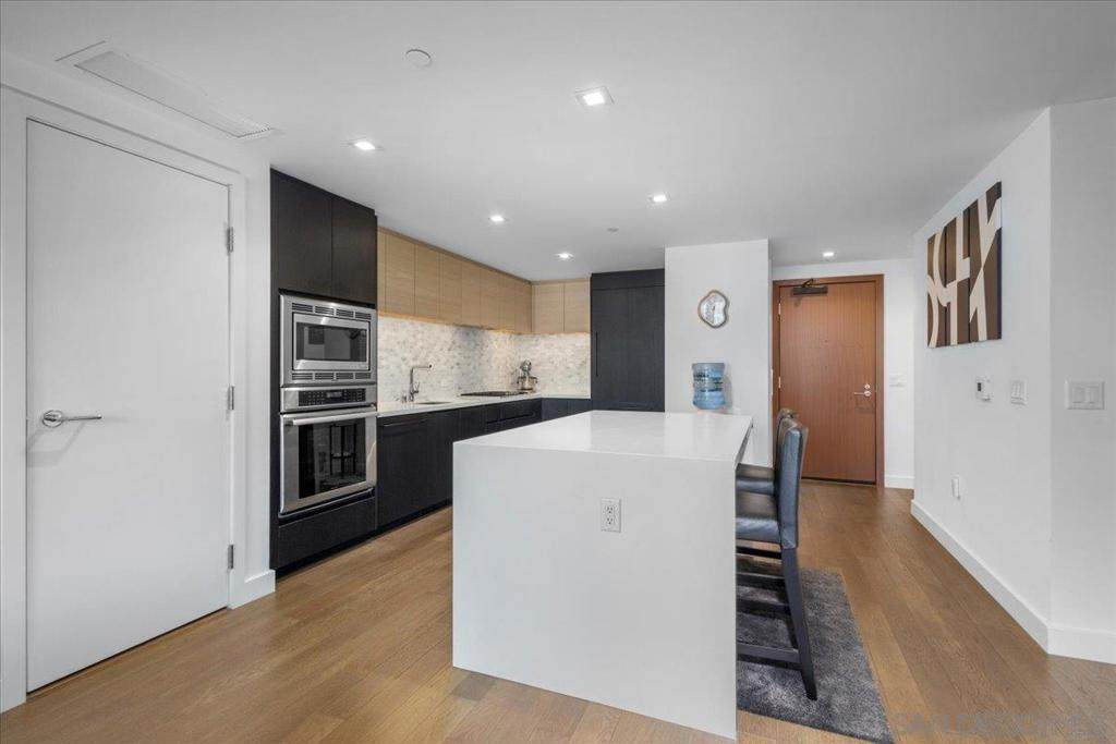 1388 Kettner Blvd - Photo 1