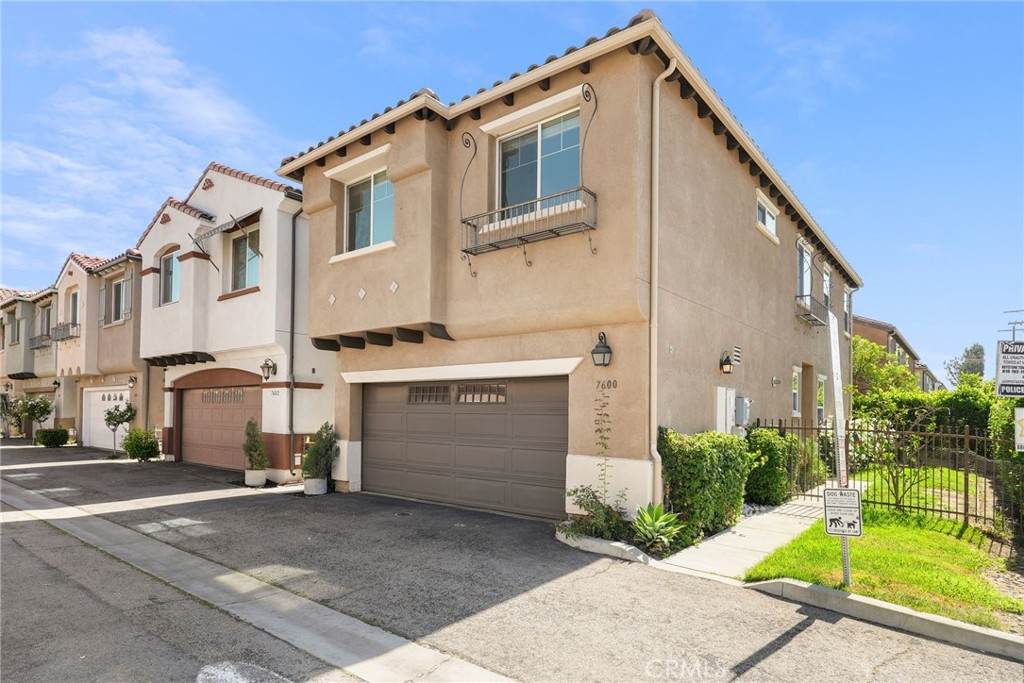 7600 Courage Way - Photo 1
