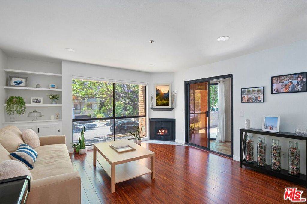 413 Hawthorne Street - Photo 1