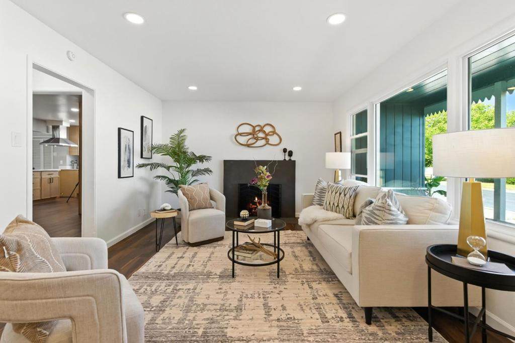 3612 Los Flores Avenue - Photo 1