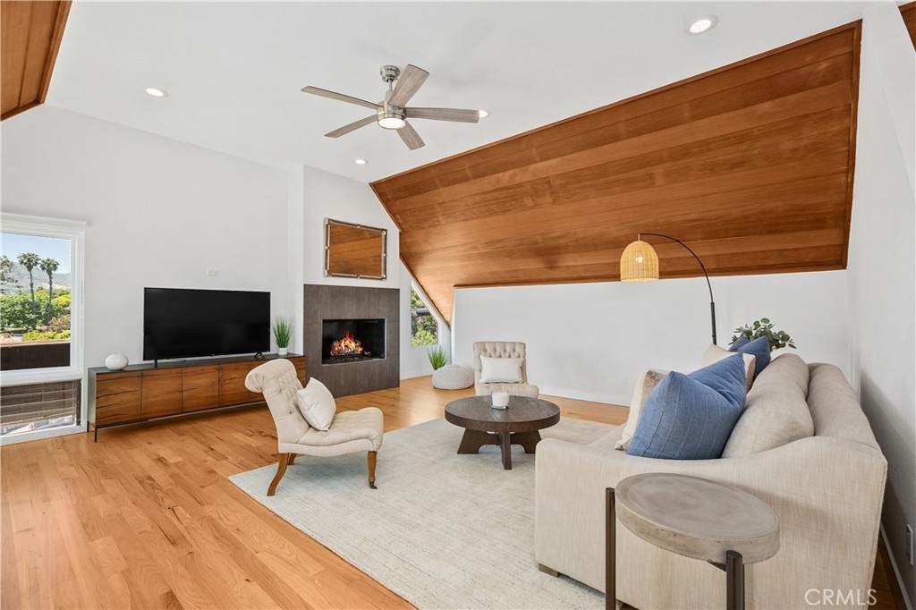 390 Saint Anns Drive - Photo 1
