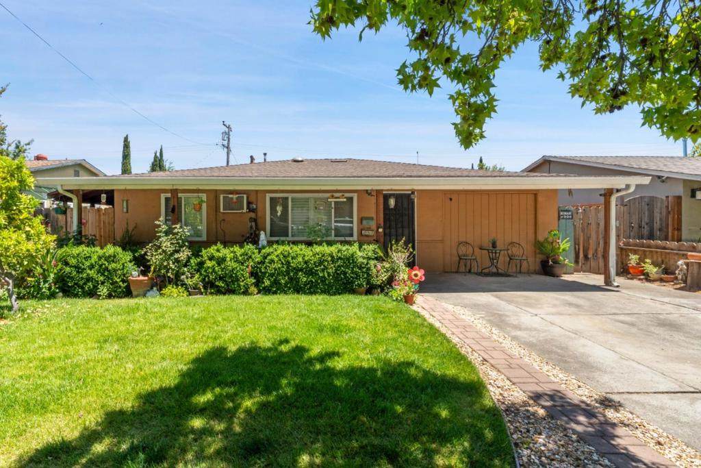 3068 Quinto Way - Photo 1