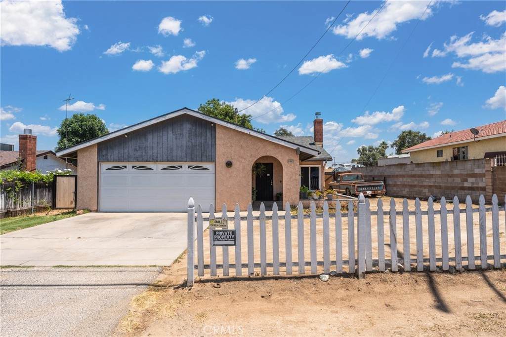 5983 Jones Avenue - Photo 1