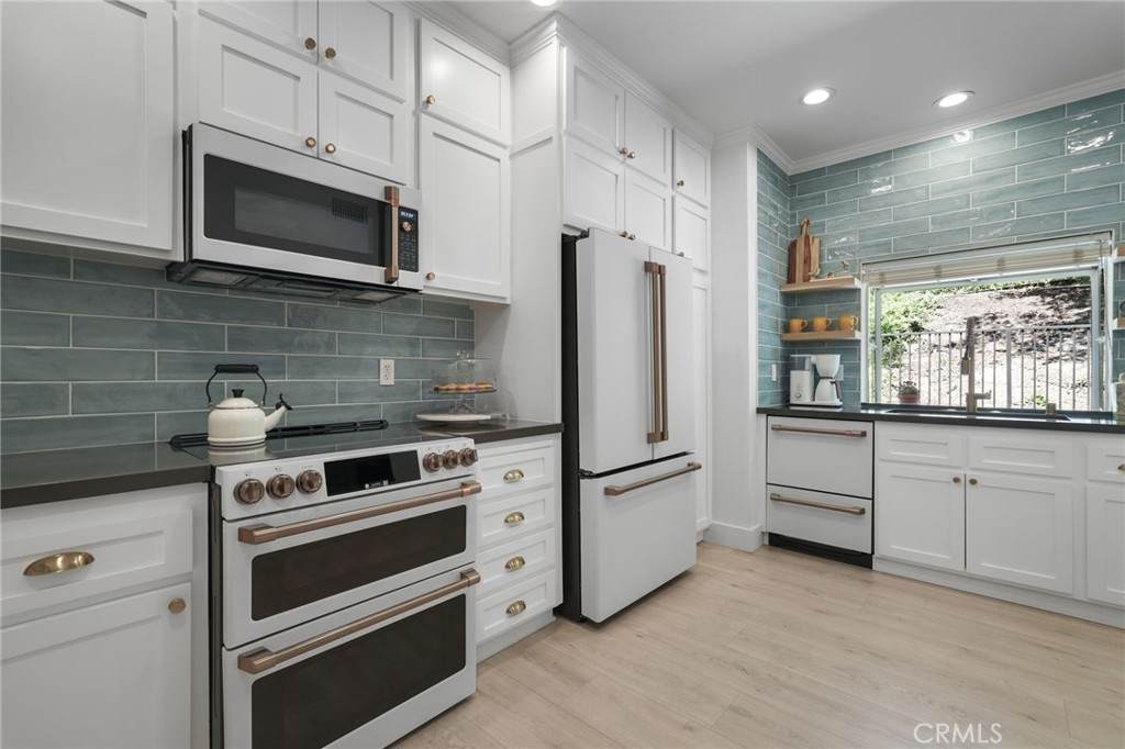 5473 Spanish Oak Lane - Photo 1