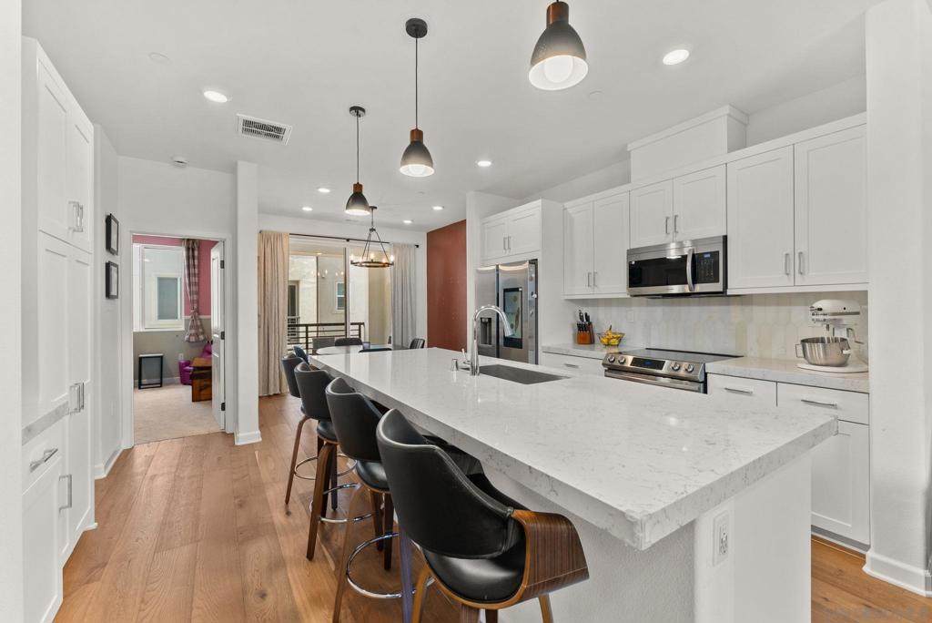 792 Vada St - Photo 1