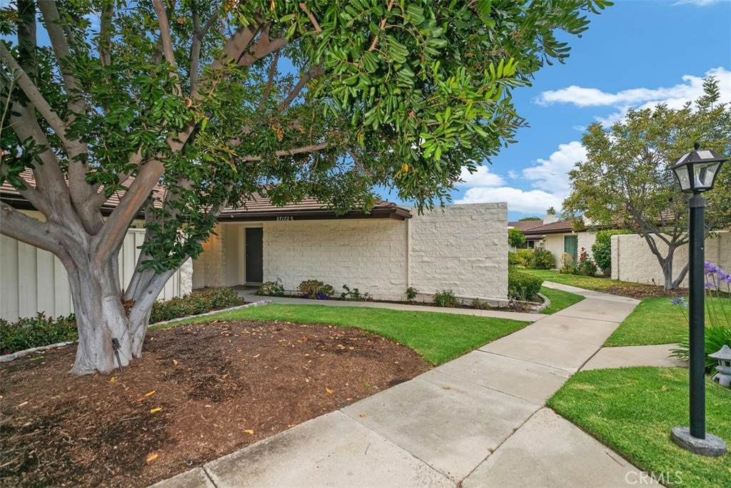 27172 Paseo Burladero - Photo 1