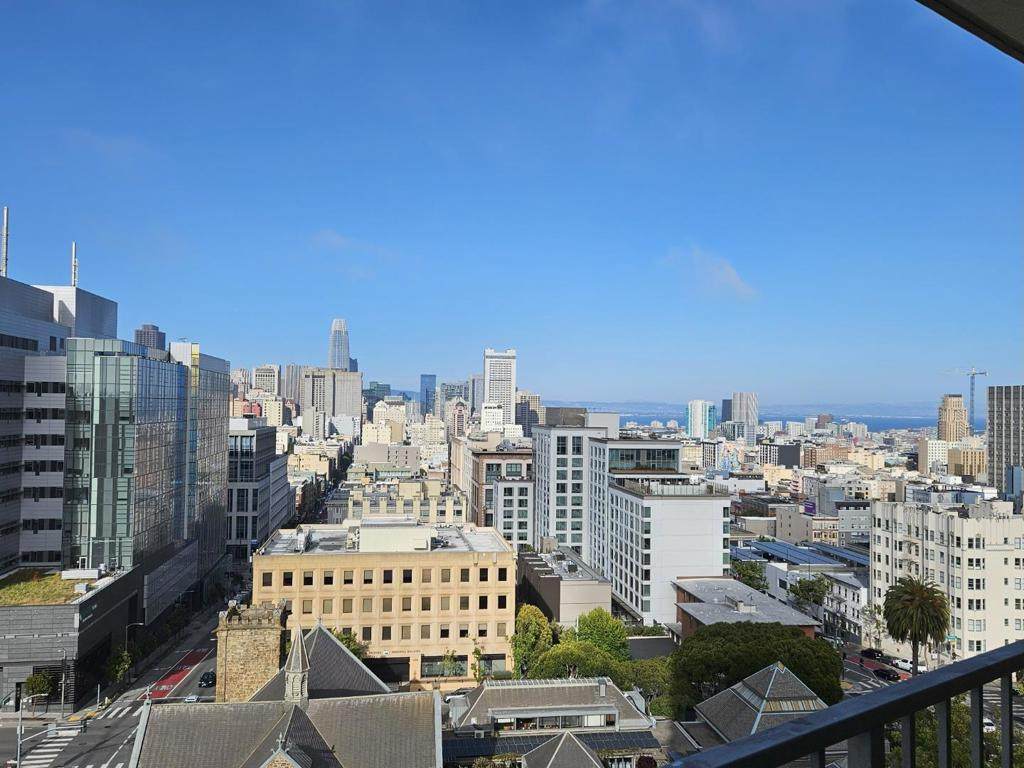 1200 Gough Street - Photo 1