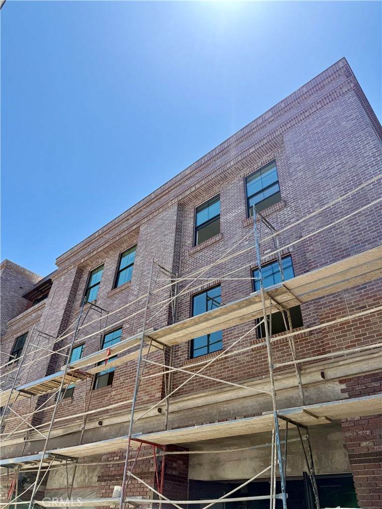 581 Higuera Street - Photo 1
