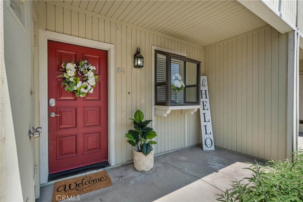 662 Sycamore Avenue - Photo 1