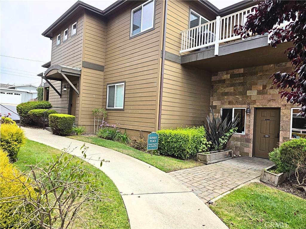 1170 Main Street - Photo 1