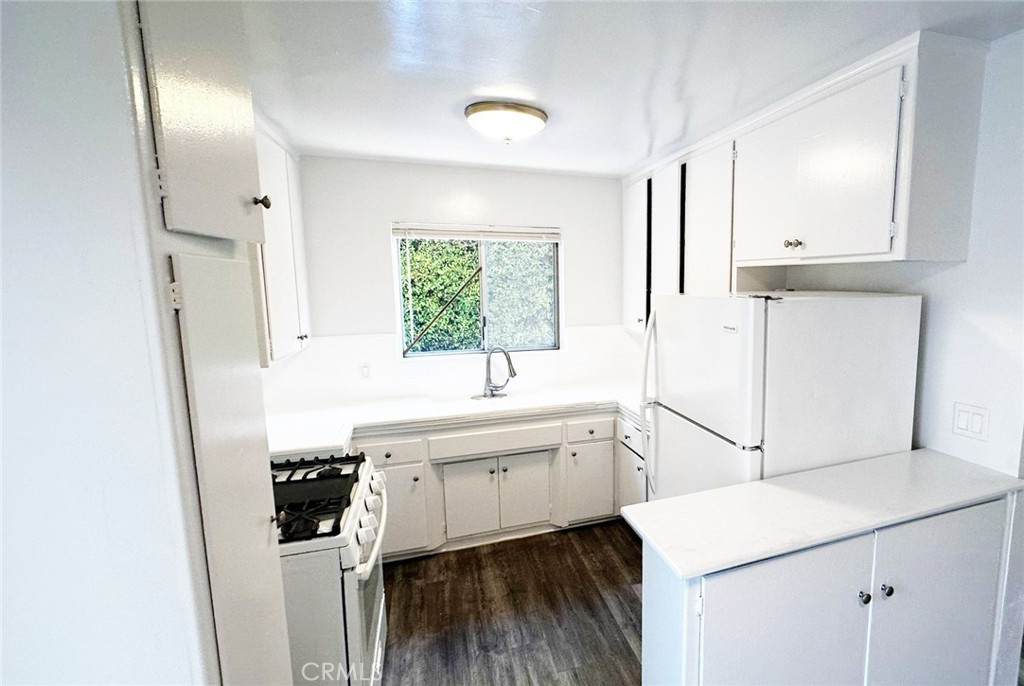 1132 Holt Avenue - Photo 1