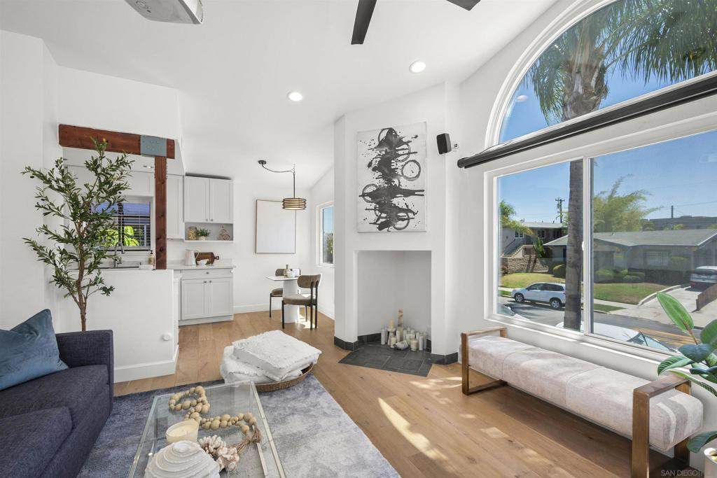 3770 Pershing Ave - Photo 1