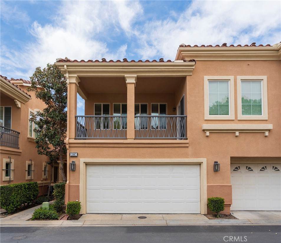 2987 Campa Way - Photo 1