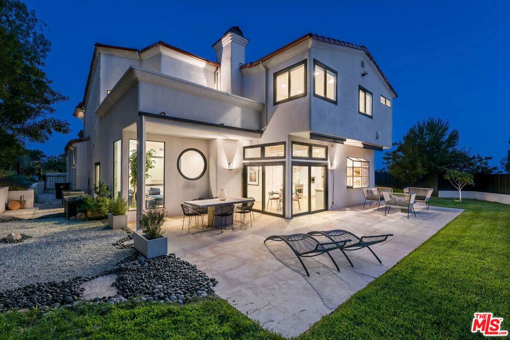 https://bt-photos.global.ssl.fastly.net/socal/orig_boomver_2_374686044-2.jpg