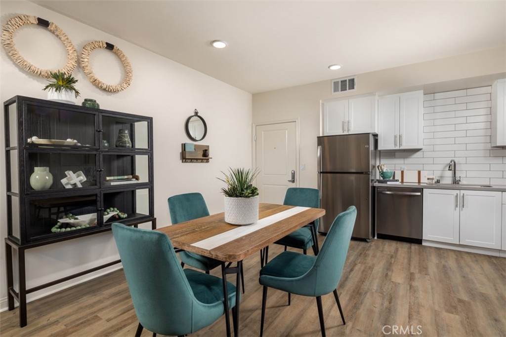39261 Delhaven St. - Photo 1