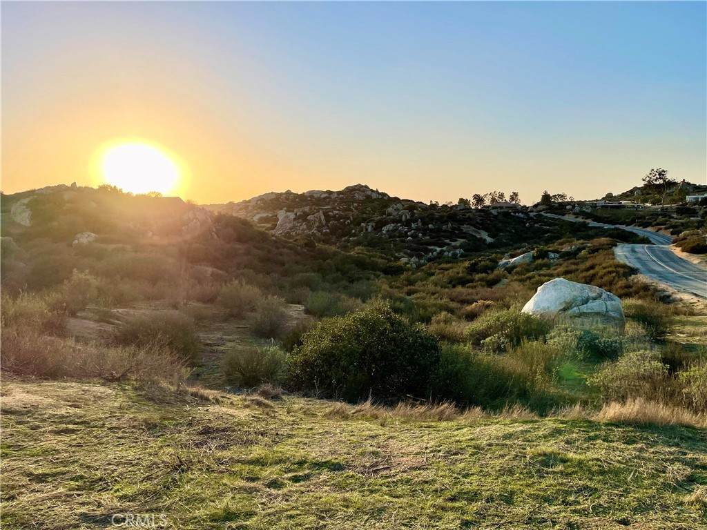 23685 Tapatia Road - Photo 1