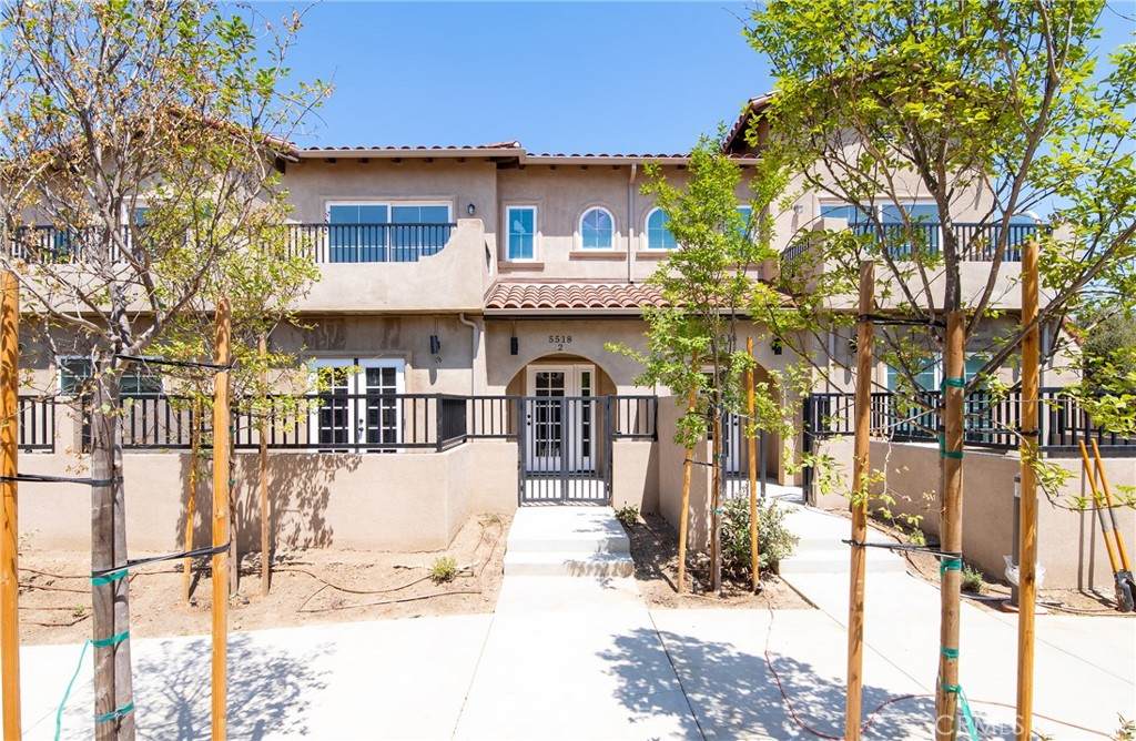 5502 Los Angeles Avenue - Photo 1