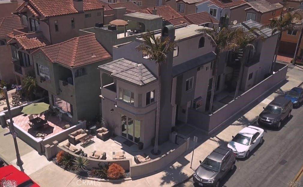 123 10th Street - Photo 1