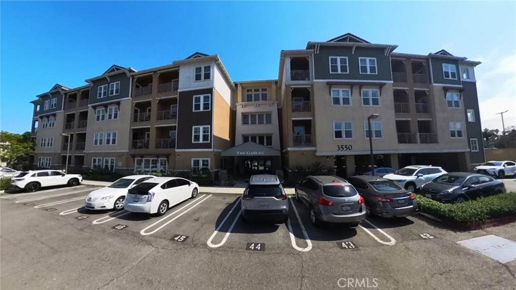 3550 Torrance Boulevard - Photo 1
