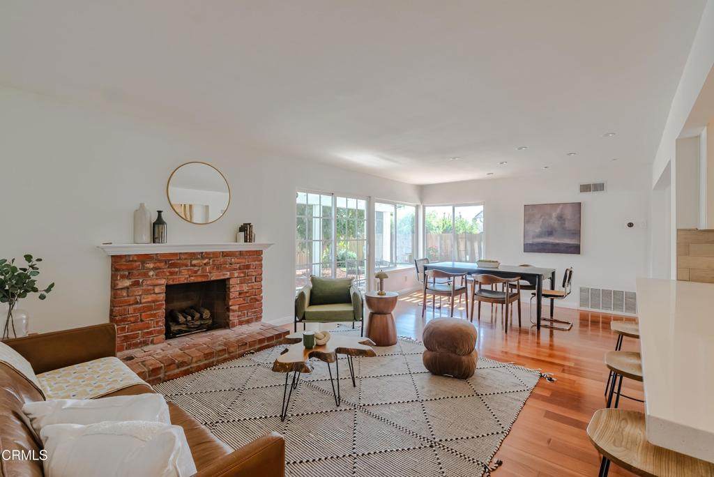 3872 Aztec Court - Photo 1