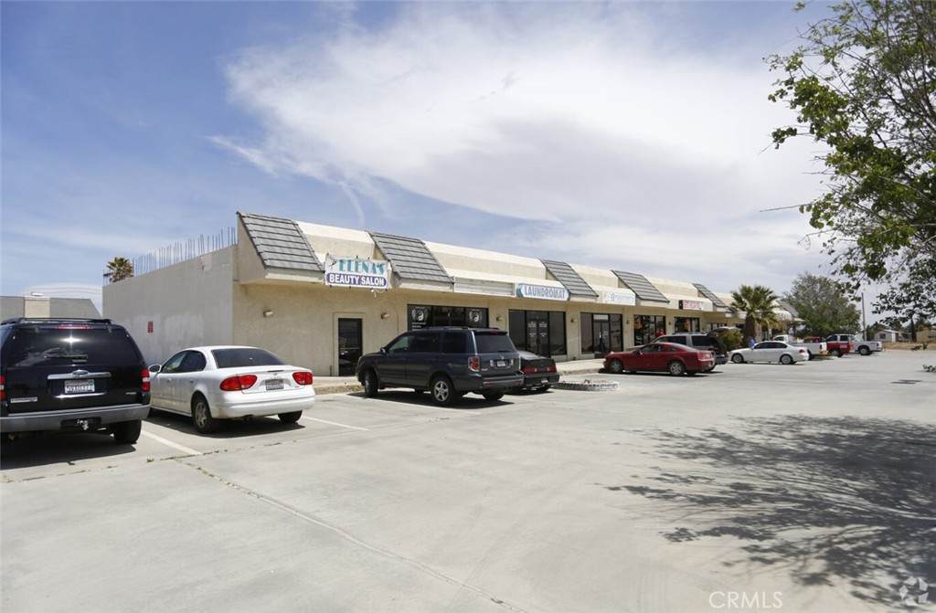 4401 Rosamond Boulevard - Photo 1