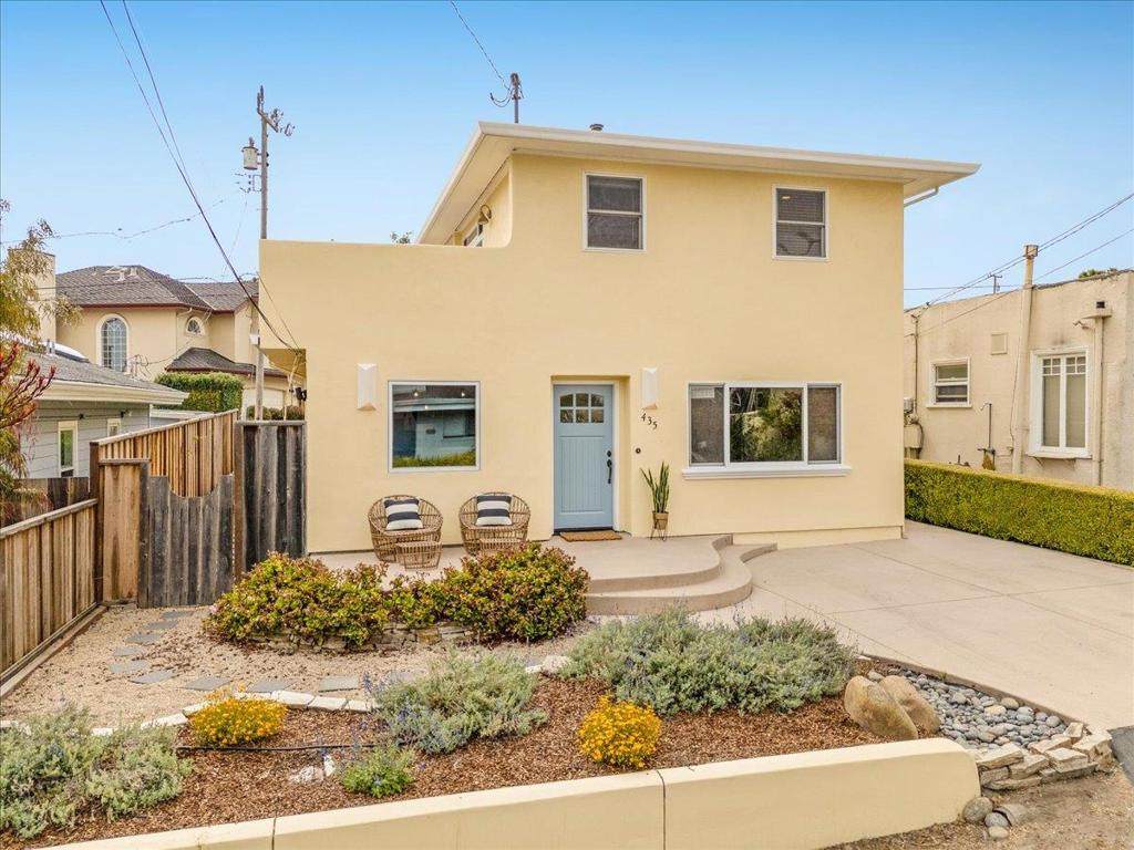435 Coates Drive - Photo 1