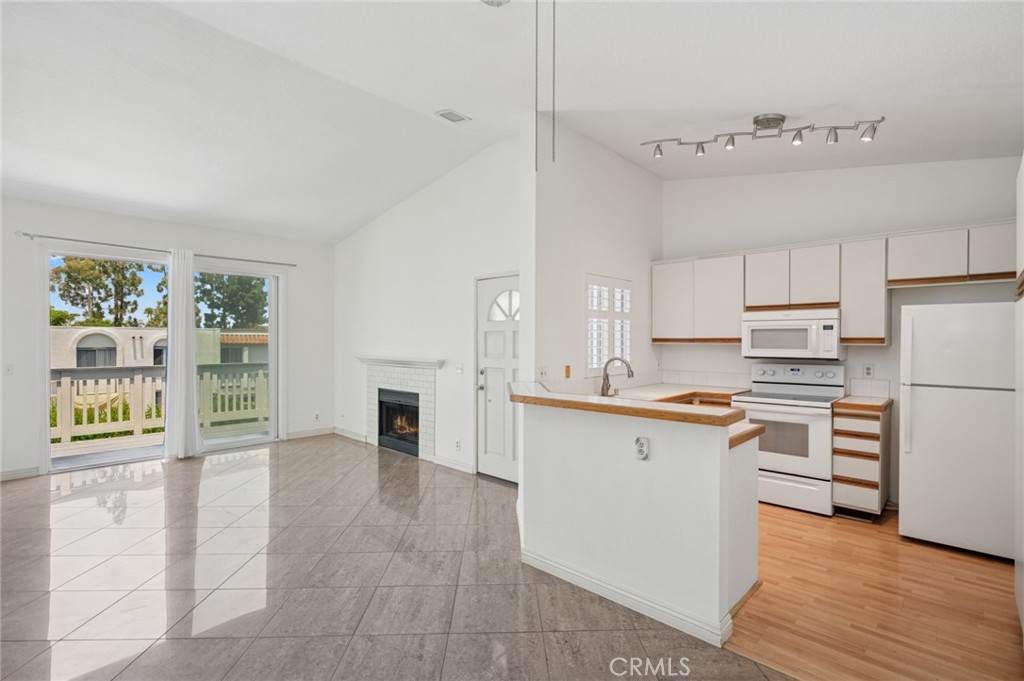 12143 Sylvan Riv - Photo 1