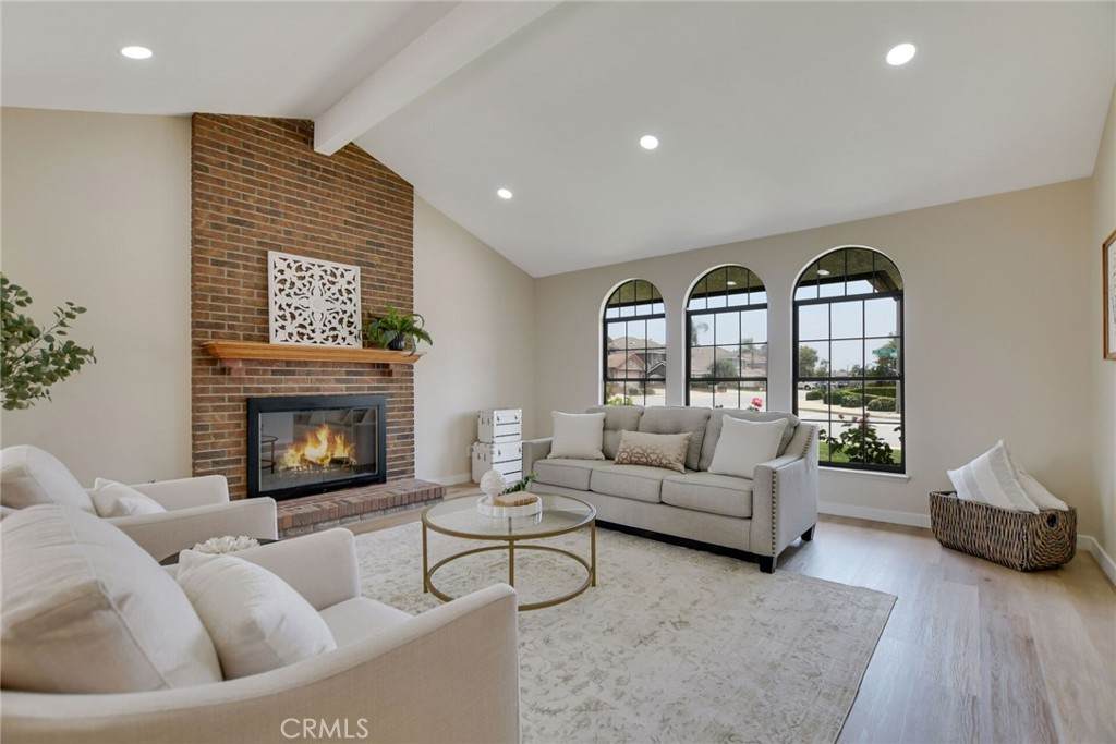5697 Los Robles - Photo 1