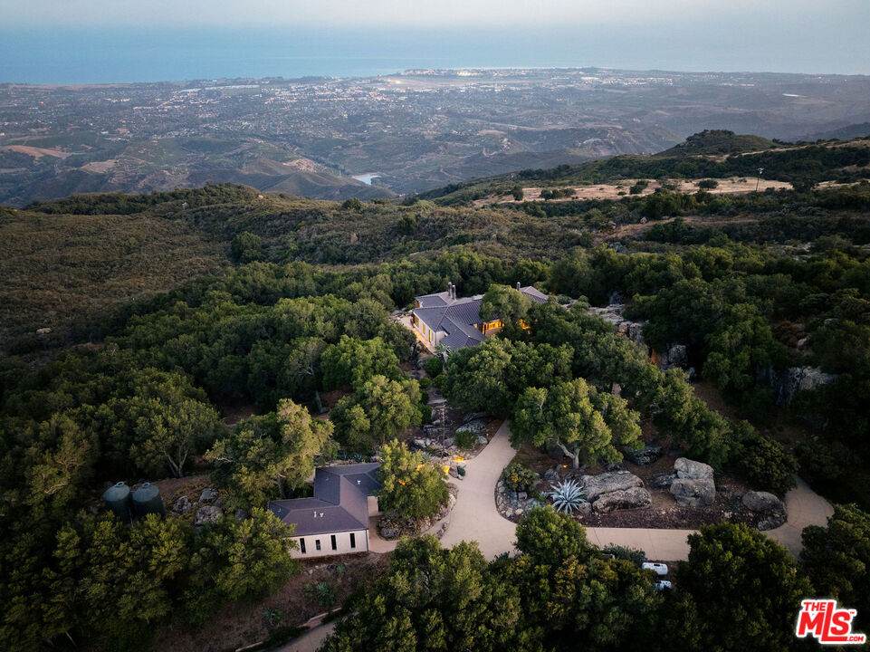 5651 Camino Cielo - Photo 1