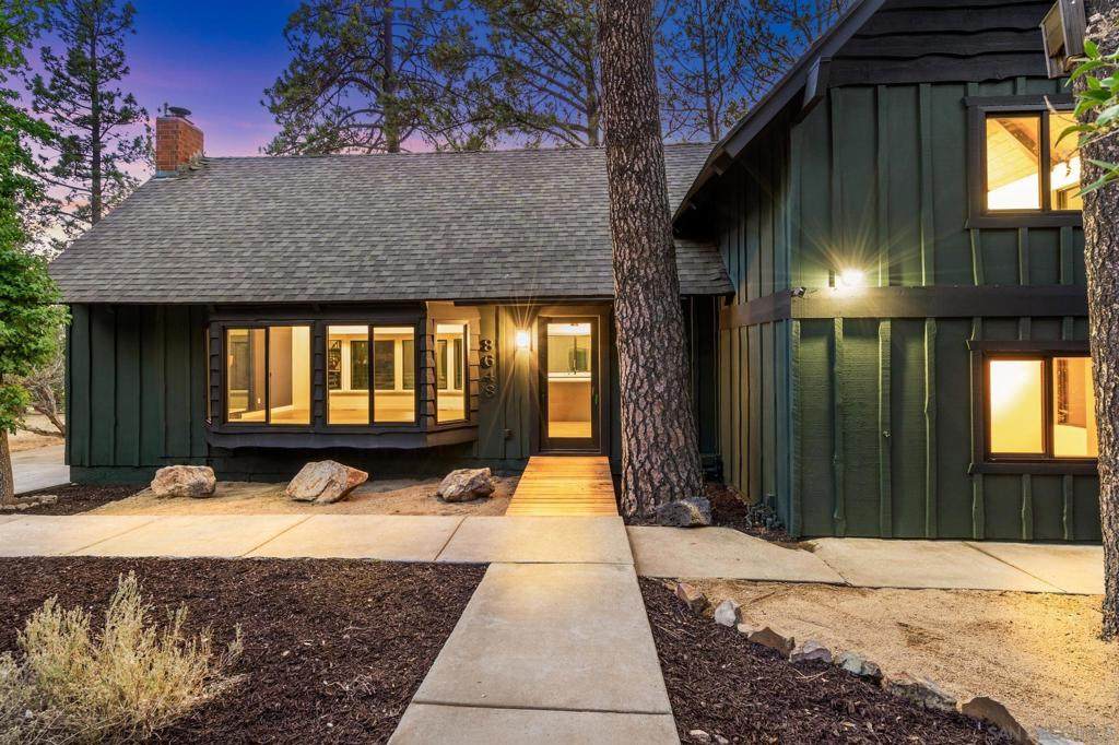 8648 Valley View Trail - Photo 1