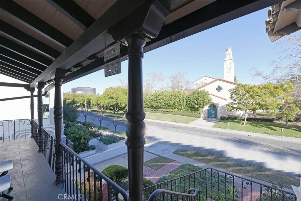 https://bt-photos.global.ssl.fastly.net/socal/orig_boomver_2_374811571-2.jpg