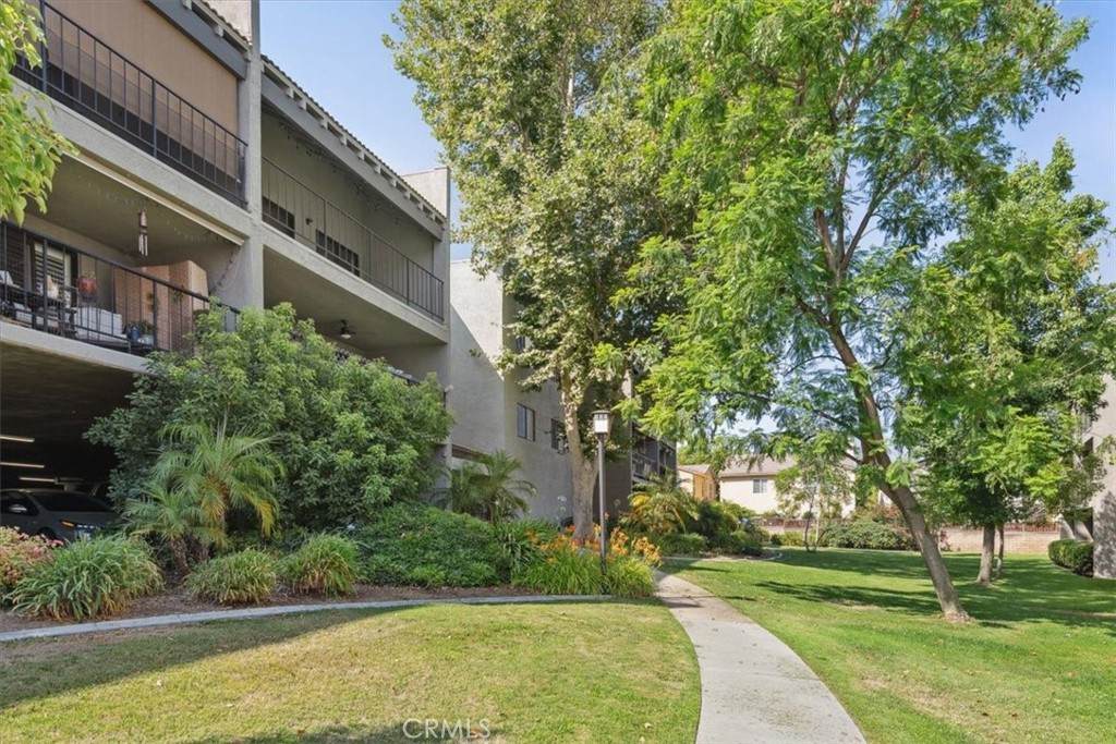 238 Fern Avenue - Photo 1