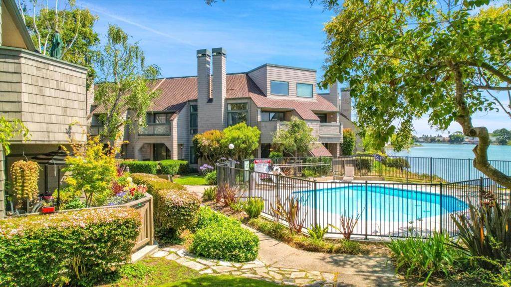 59 Cove Lane - Photo 1