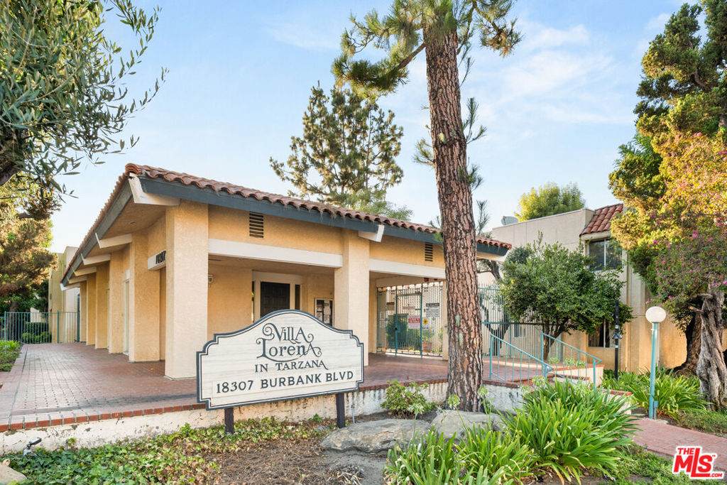 18307 Burbank Boulevard - Photo 1