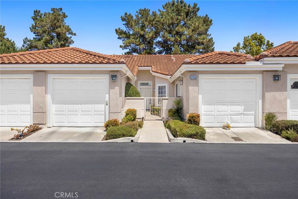 21658 Paseo Maravia - Photo 1